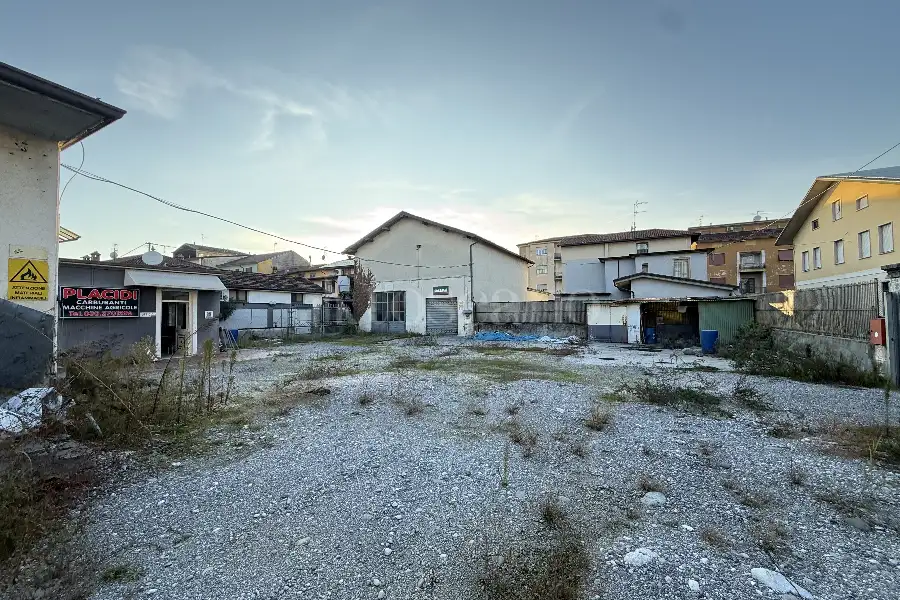 Capannone in vendita di 360 mq a €435.000 (rif. 50/2025)