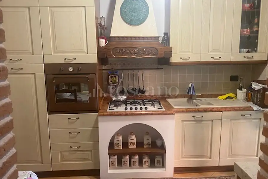Casa Indipendente in vendita di 260 mq a €460.000 (rif. 68/2026)