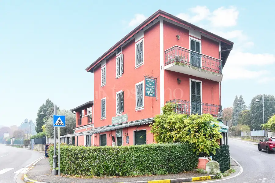 Palazzo in vendita di 300 mq a €355.000 (rif. 31/2024)