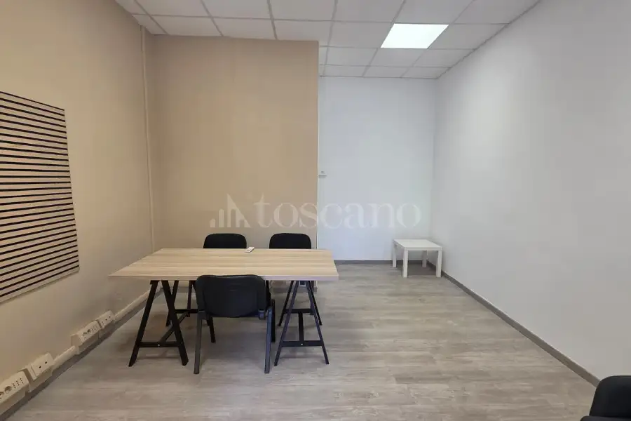 Negozio in affitto di 20 mq a €590 (rif. 16/2026)