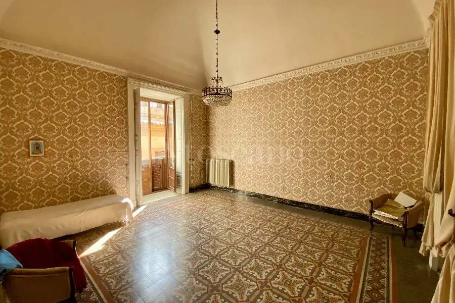 Casa Indipendente in vendita di 300 mq a €249.000 (rif. 103/2025)