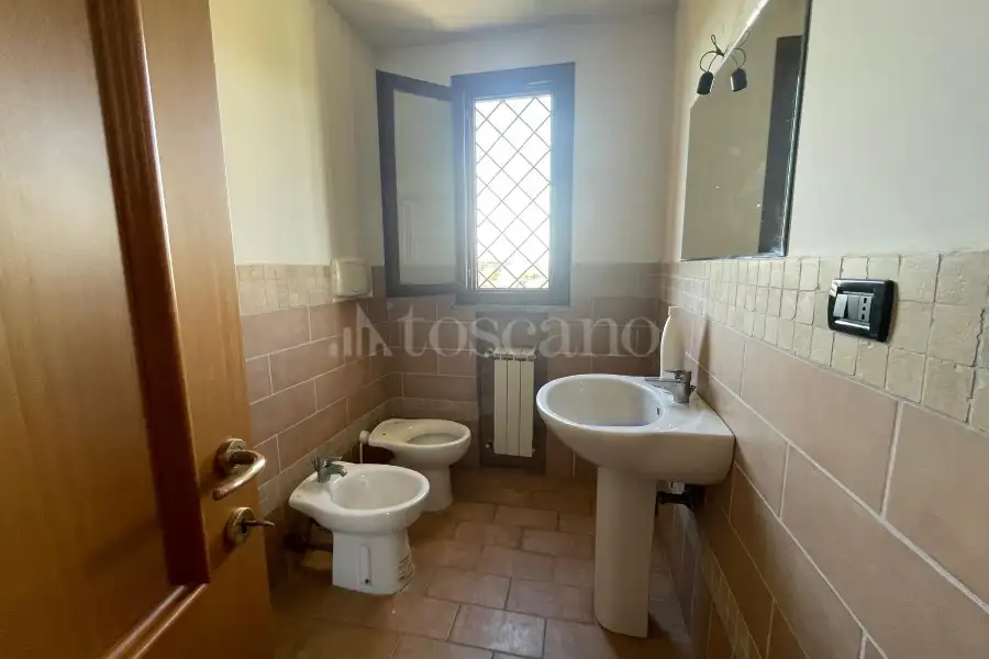 Villa Bifamiliare in vendita di 200 mq a €350.000 (rif. 40/2024)