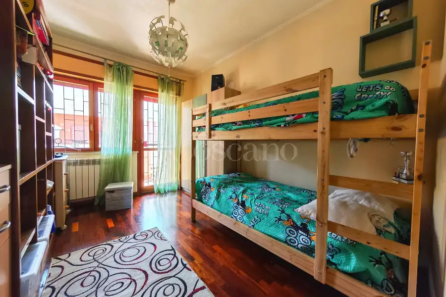Villino a Schiera in vendita di 210 mq a €329.000 (rif. 48/2026)
