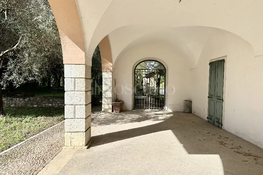 Villa in vendita di 870 mq a €729.000 (rif. 28/2024)