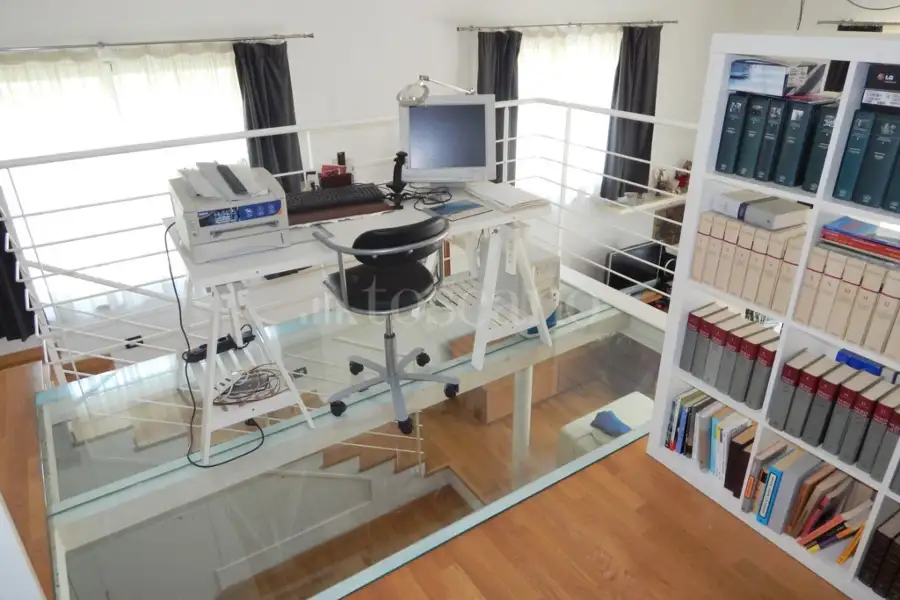 Loft in vendita di 130 mq a €250.000 (rif. 64/2025)