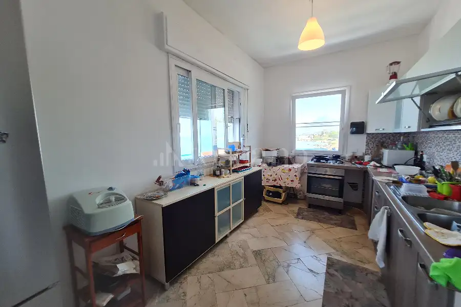 Villa Bifamiliare in vendita di 203 mq a €760.000 (rif. 51/2026)