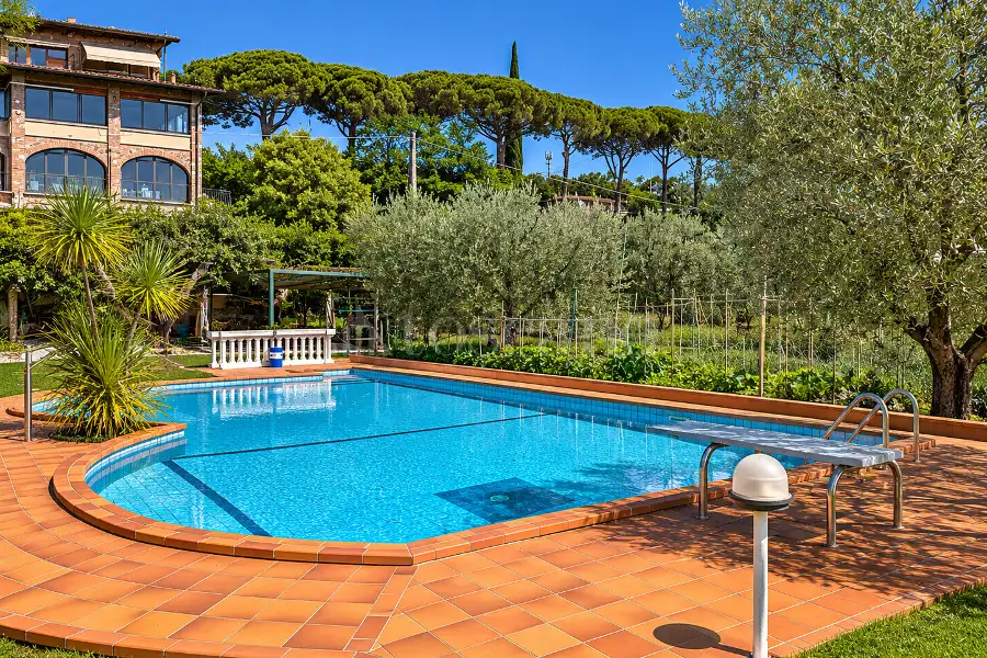 Villa in vendita di 500 mq a €1.100.000 (rif. 22/2026)