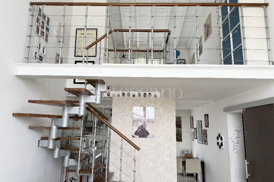 Loft in vendita di 95 mq a €215.000 (rif. 3/2026)