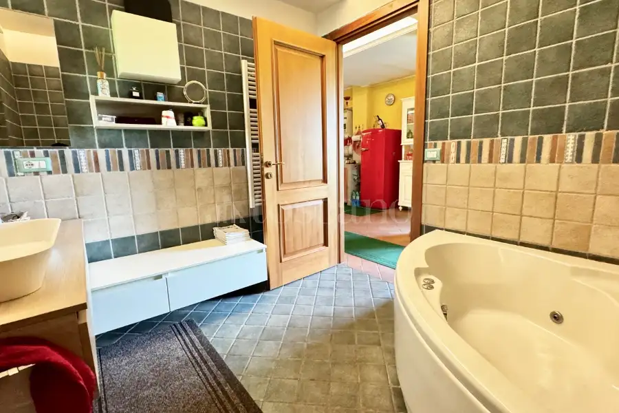Villa in vendita di 356 mq a €779.000 (rif. 12/2026)