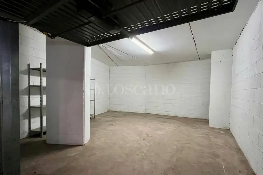 Box in vendita di 30 mq a €43.000 (rif. 22/2026)