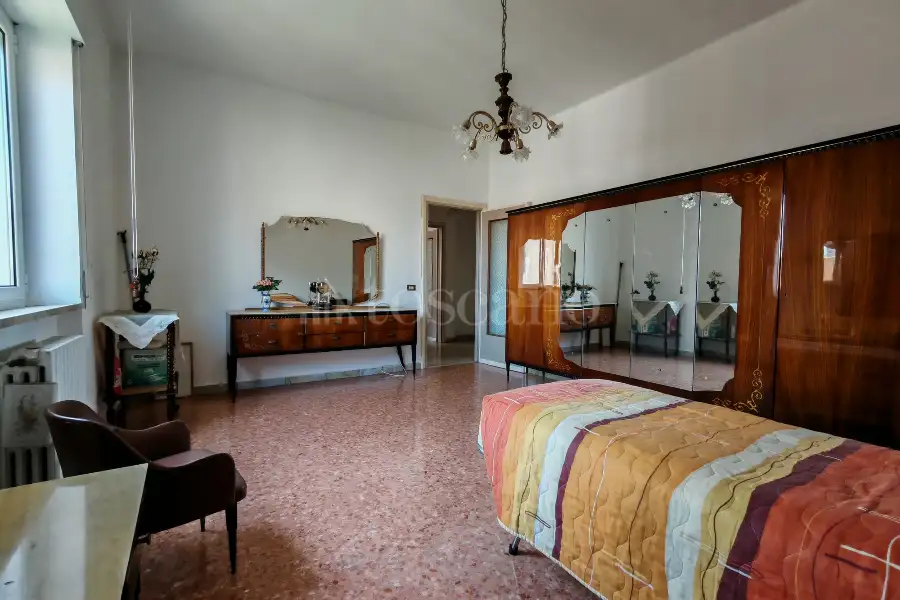 Casa in vendita di 162 mq a €138.000 (rif. 37/2025)