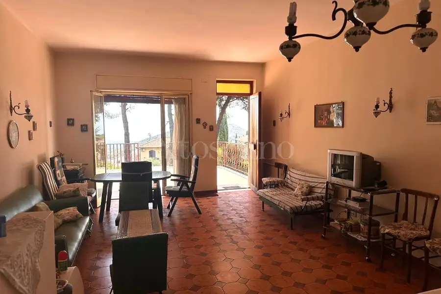 Villino a Schiera in vendita di 200 mq a €249.000 (rif. 144/2026)