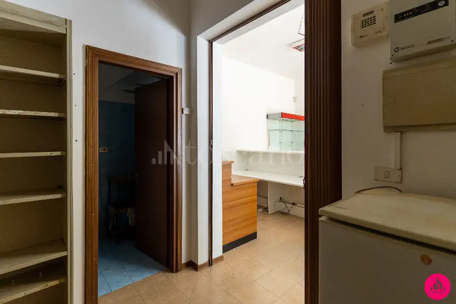Negozio in vendita di 45 mq a €55.000 (rif. 9/2026)