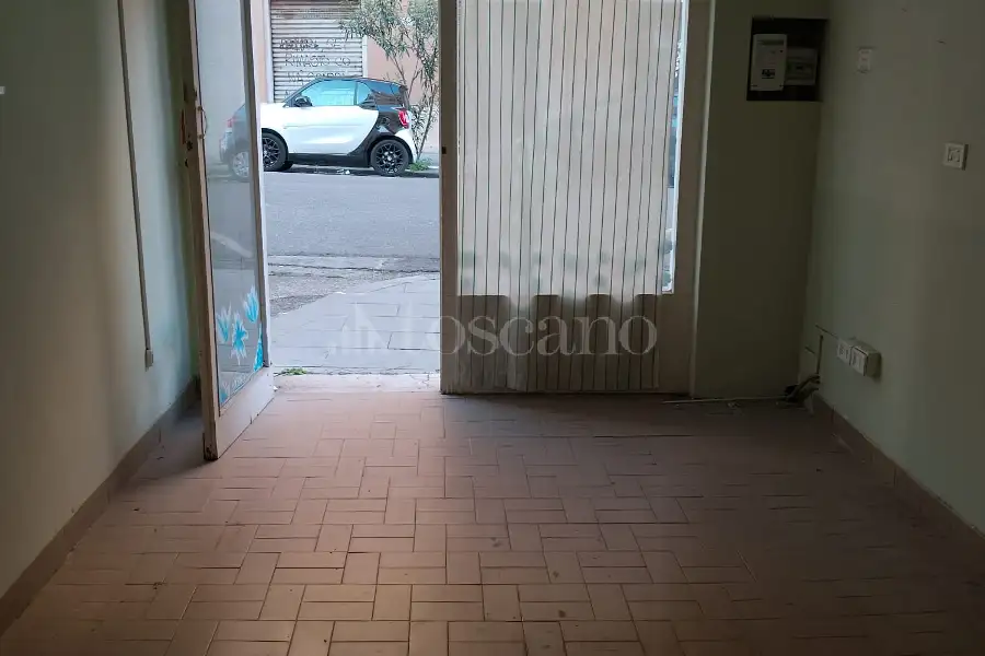 Negozio in vendita di 16 mq a €85.000 (rif. 16/2026)