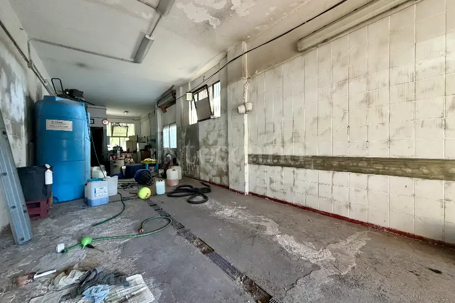 Negozio in affitto di 80 mq a €750 (rif. 87/2026)