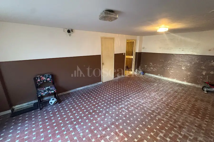 Palazzo in vendita di 280 mq a €168.000 (rif. 19/2026)