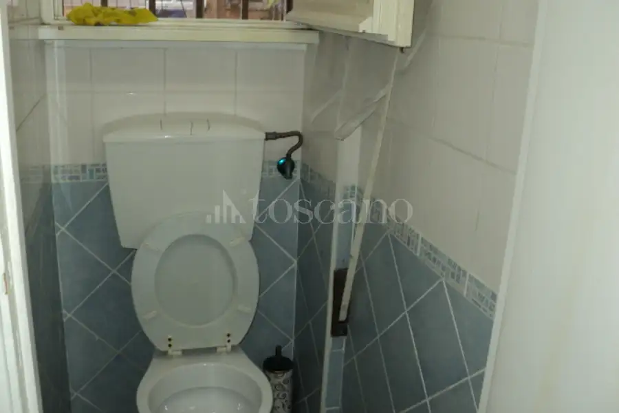 Negozio in vendita di 50 mq a €120.000 (rif. 1/2026)