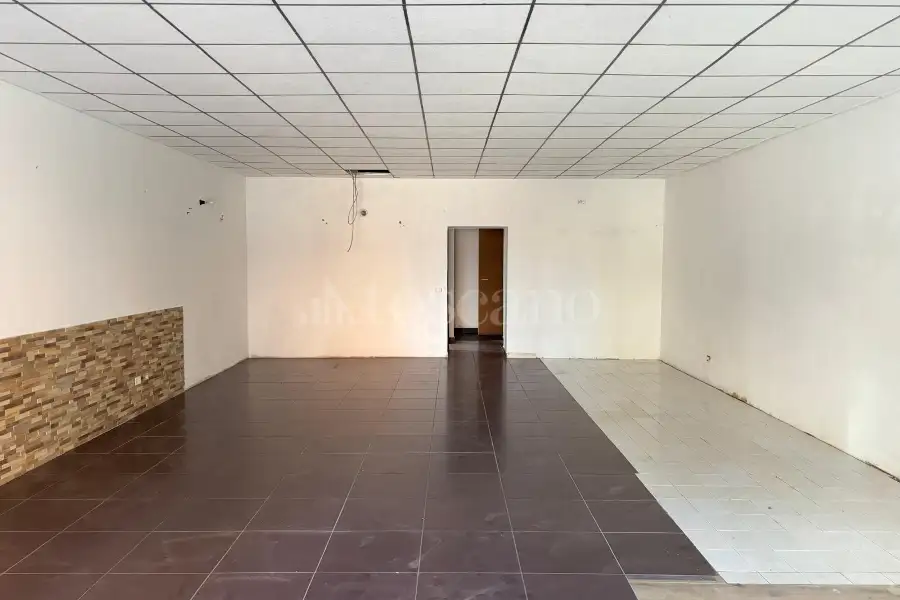 Negozio in vendita di 90 mq a €59.000 (rif. 15/2026)