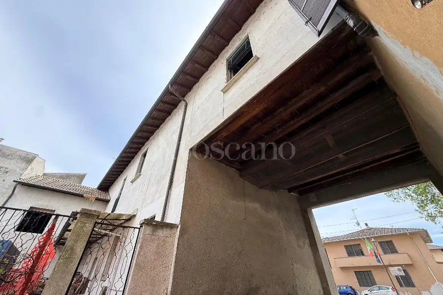 Casa in vendita di 250 mq a €139.000 (rif. 12/2026)