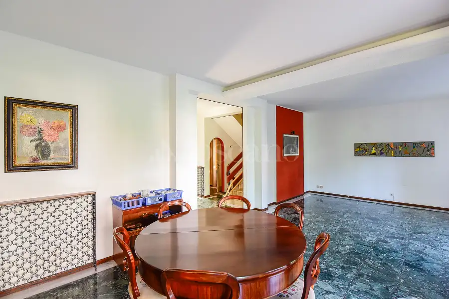 Villa Bifamiliare in vendita di 250 mq a €485.000 (rif. 16/2026)