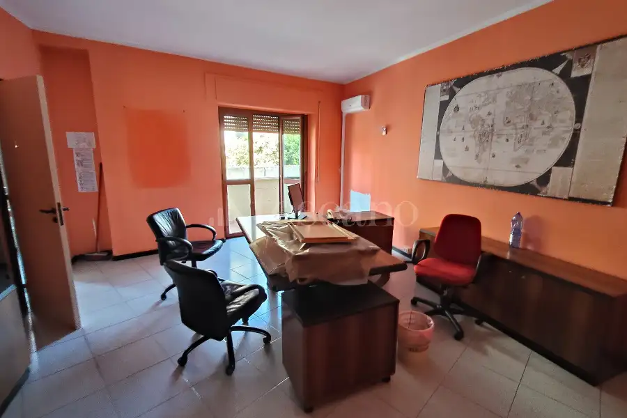 Ufficio in vendita di 180 mq a €269.000 (rif. 48/2026)