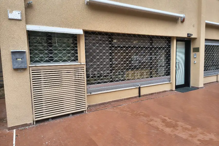 Negozio in vendita di 115 mq a €178.000 (rif. 4/2026)