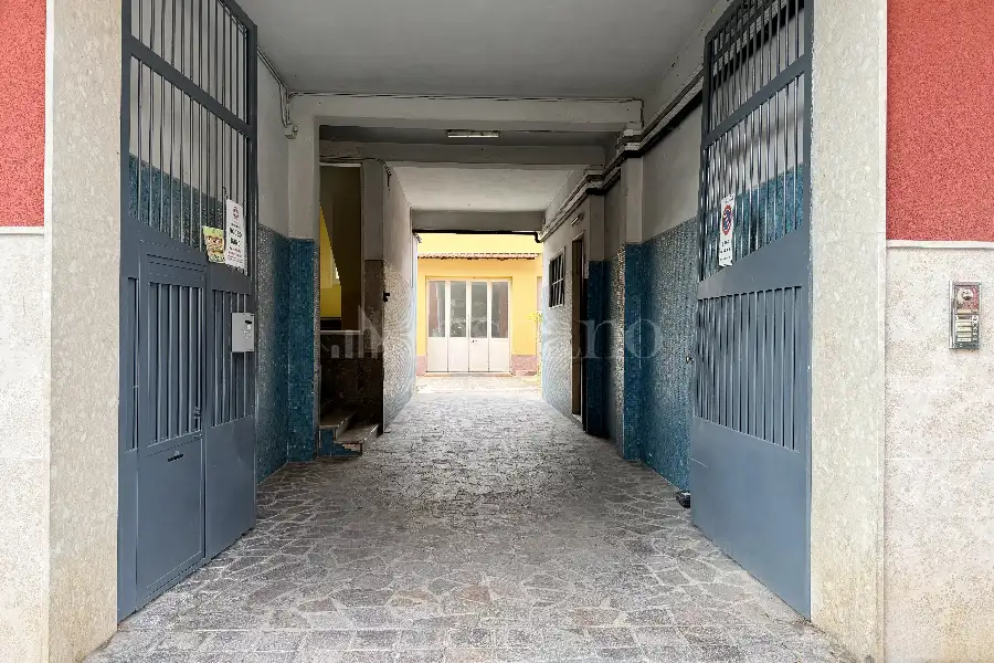 Laboratorio in vendita di 180 mq a €399.000 (rif. 10/2026)