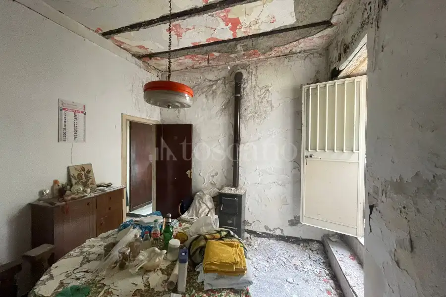 Rustico in vendita di 174 mq a €99.000 (rif. 36/2024)