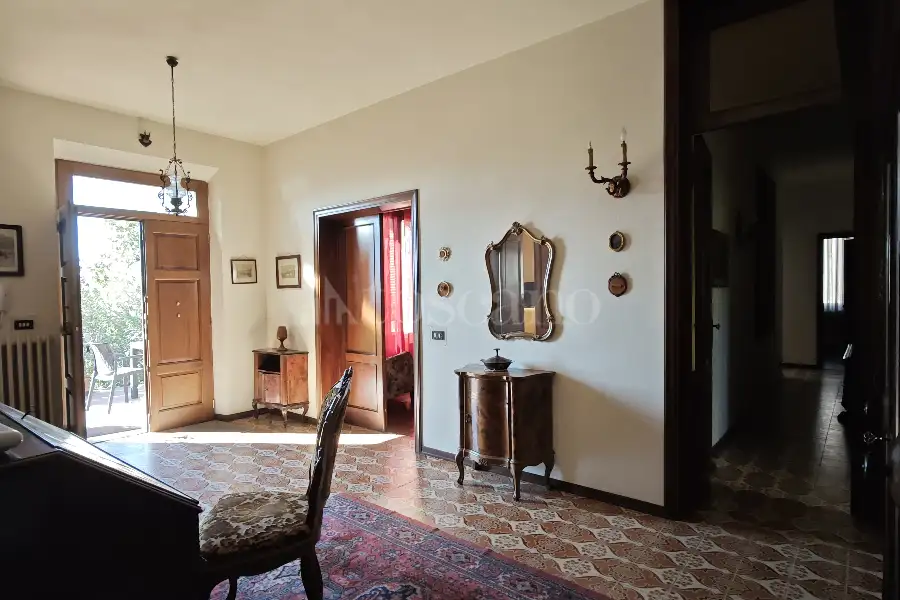 Villa in vendita di 350 mq a €560.000 (rif. 44/2024)