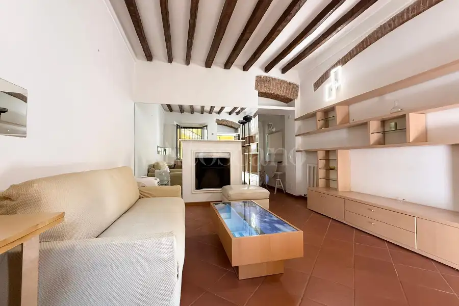 Casa in affitto di 50 mq a €1.100 (rif. 9/2026)