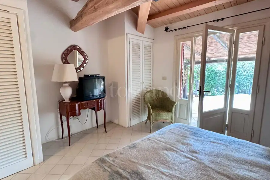 Villa in vendita di 291 mq trattativa riservata (rif. 11/2026)