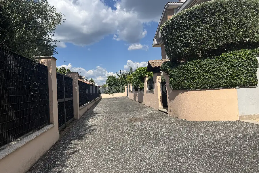 Villino a Schiera in vendita di 120 mq a €379.000 (rif. 7/2026)