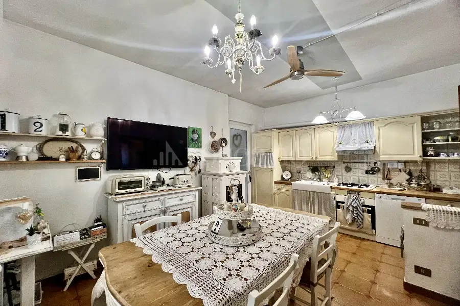Villa Bifamiliare in vendita di 160 mq a €370.000 (rif. 78/2025)
