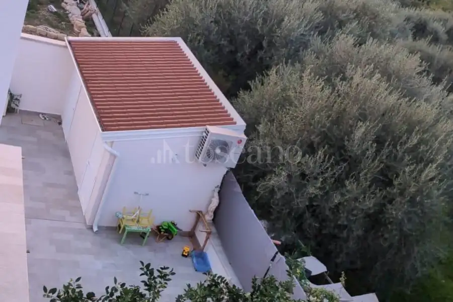 Villa in vendita di 346 mq a €365.000 (rif. 50/2024)