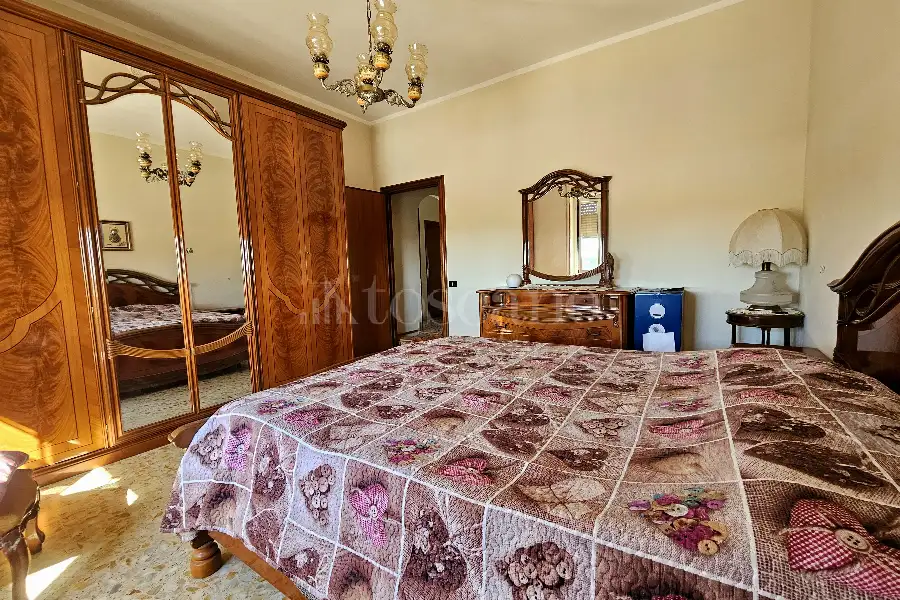 Villa in vendita di 400 mq a €429.000 (rif. 89/2026)