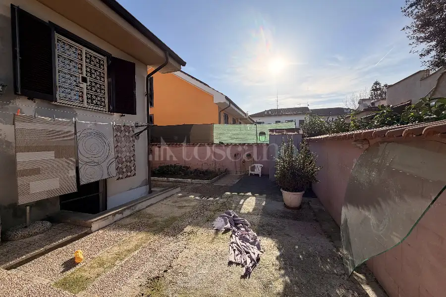 Villa Plurifamiliare in vendita di 130 mq a €205.000 (rif. 3/2026)