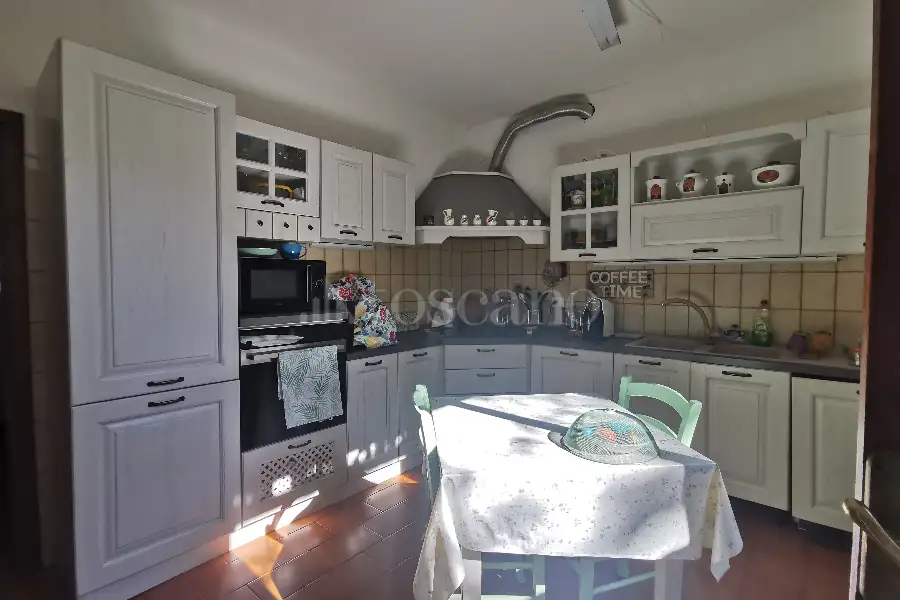 Casa Indipendente in vendita di 250 mq a €580.000 (rif. 38/2023)