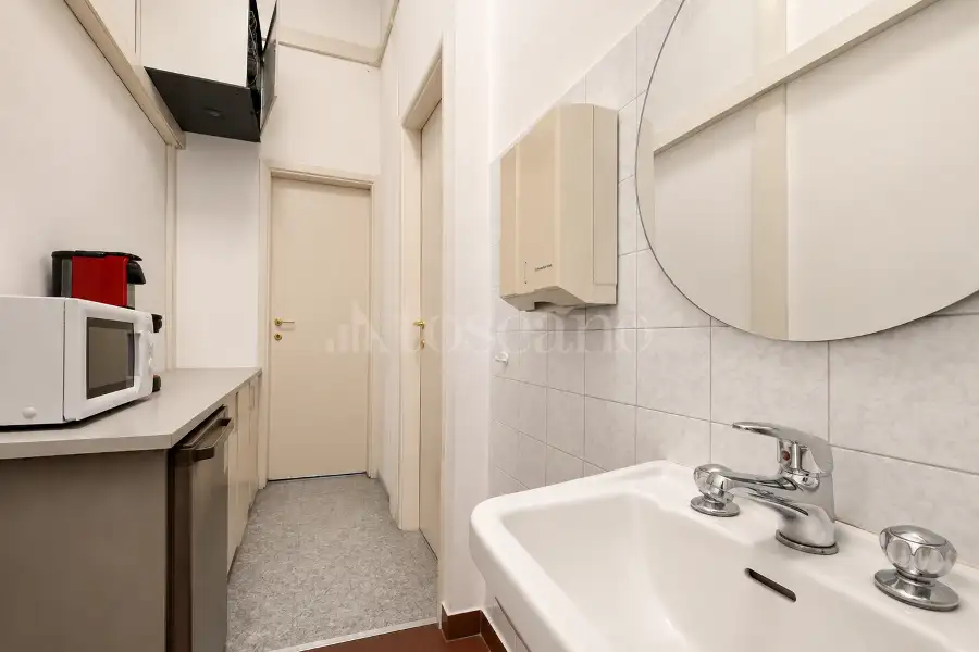 Negozio in vendita di 100 mq a €530.000 (rif. 66/2026)