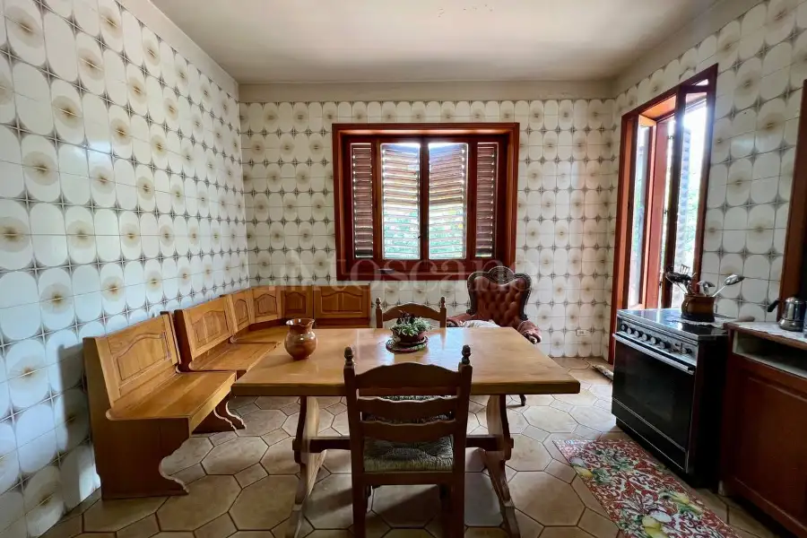 Villa in vendita di 667 mq a €548.000 (rif. 28/2025)