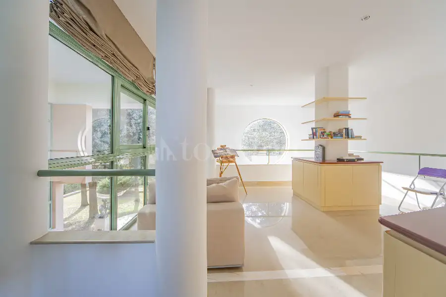 Villa in vendita di 500 mq a €990.000 (rif. 100/2025)