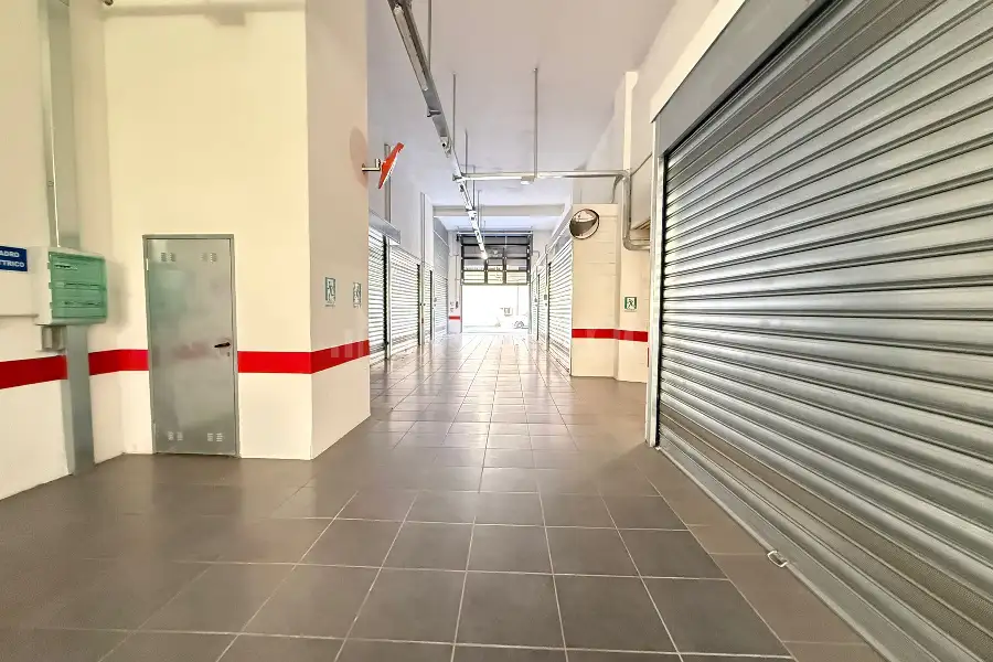 Box in affitto di 40 mq a €450 (rif. 13/2026)