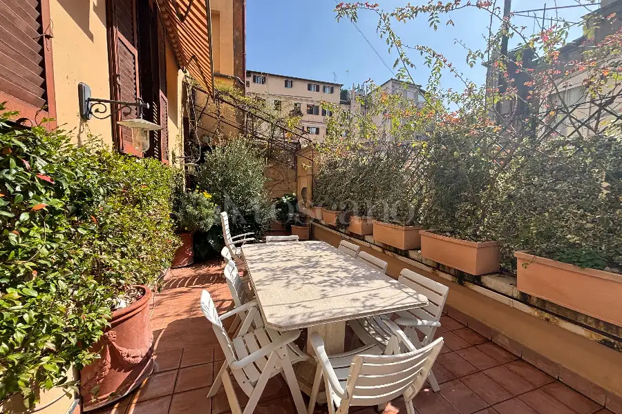 Casa in vendita di 153 mq a €1.990.000 (rif. 20/2026)