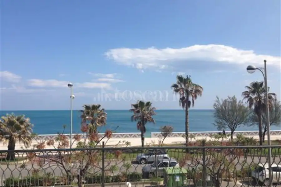 Villa in vendita di 800 mq a €1.350.000 (rif. 50/2025)