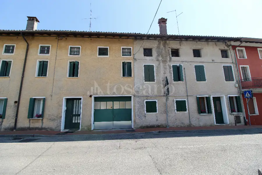 Rustico in vendita di 180 mq a €89.000 (rif. 153/2026)
