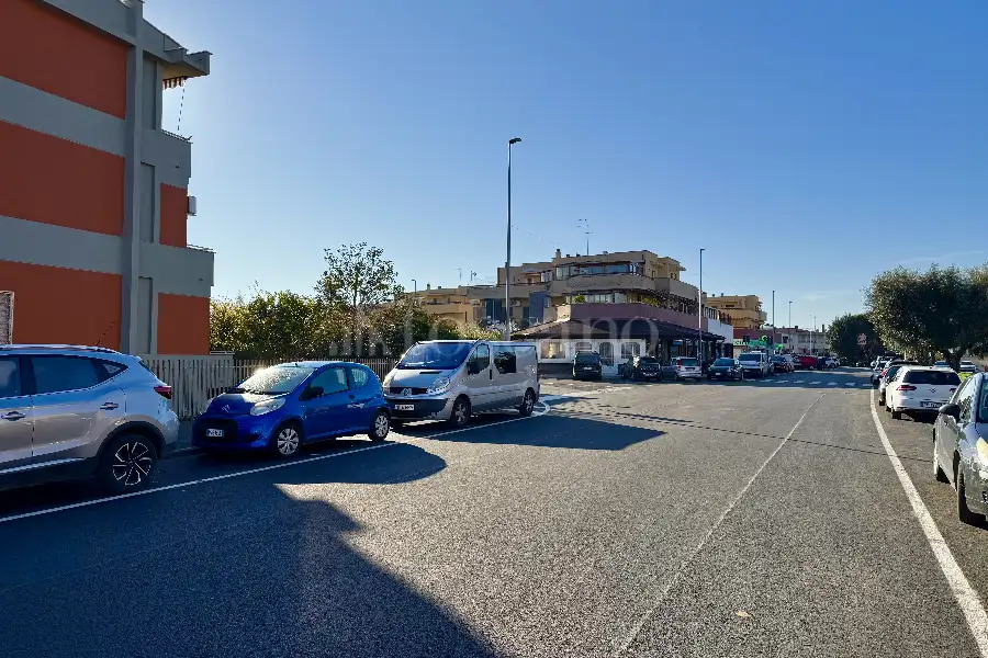Box in vendita di 20 mq a €19.000 (rif. 6/2026)