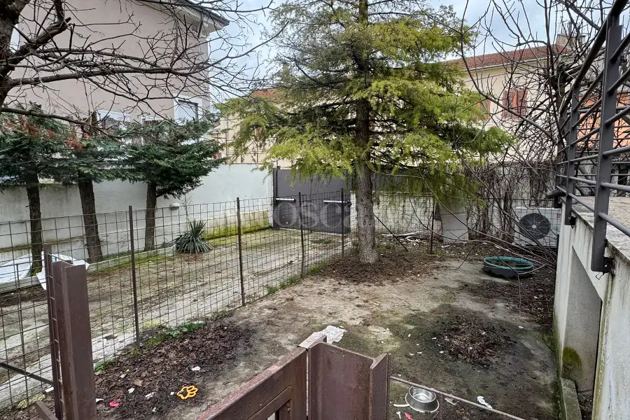 Casa Indipendente in vendita di 321 mq a €449.000 (rif. 18/2026)