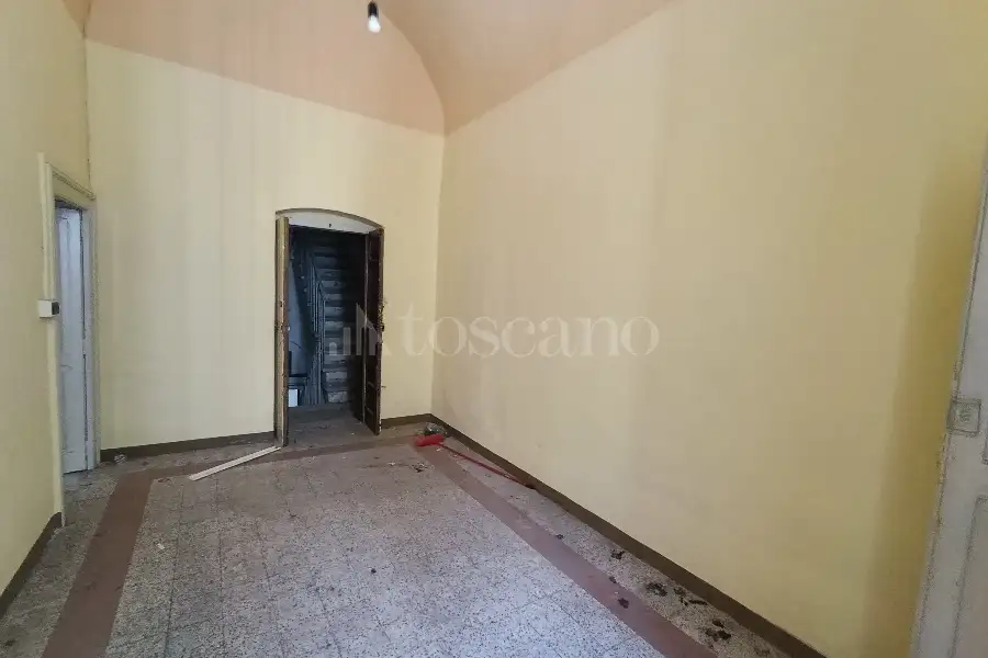 Palazzo in vendita di 408 mq a €1.100.000 (rif. 23/2026)