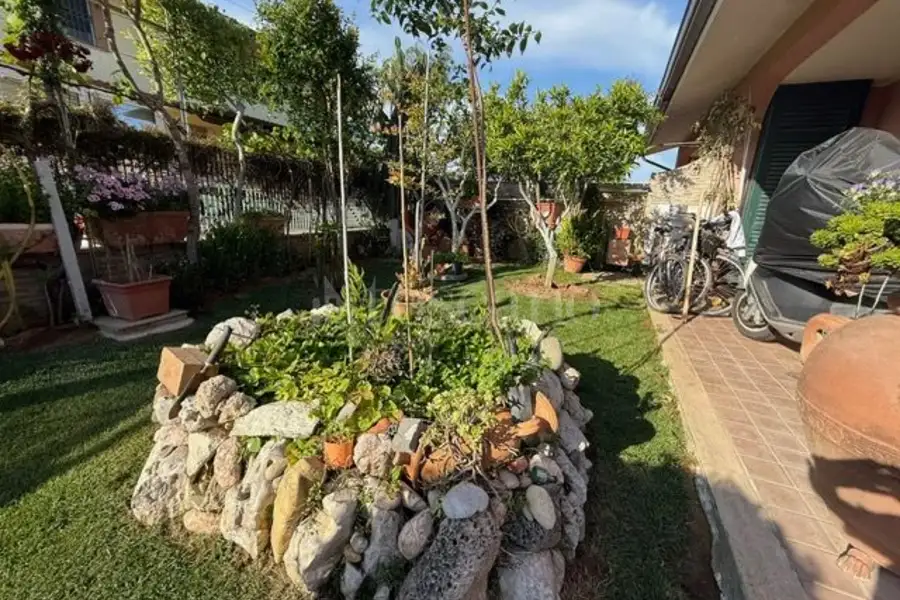 Villa Plurifamiliare in vendita di 200 mq a €515.000 (rif. 29/2025)