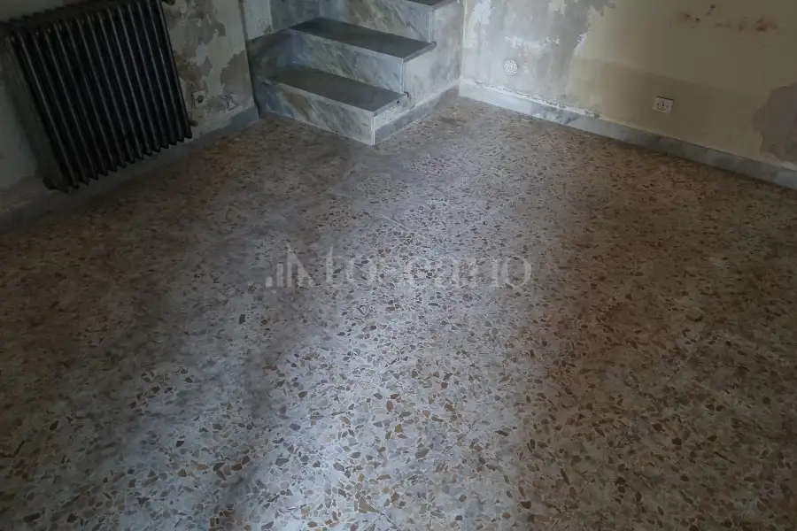 Casa Indipendente in vendita di 98 mq a €55.000 (rif. 10/2025)