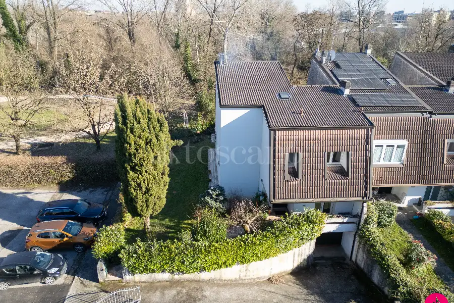 Villino a Schiera in vendita di 190 mq a €450.000 (rif. 34/2026)